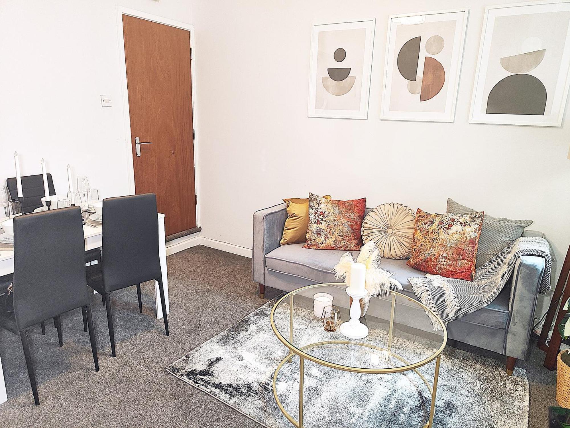 Large 3 Bed House Families And Contractors Holiday home